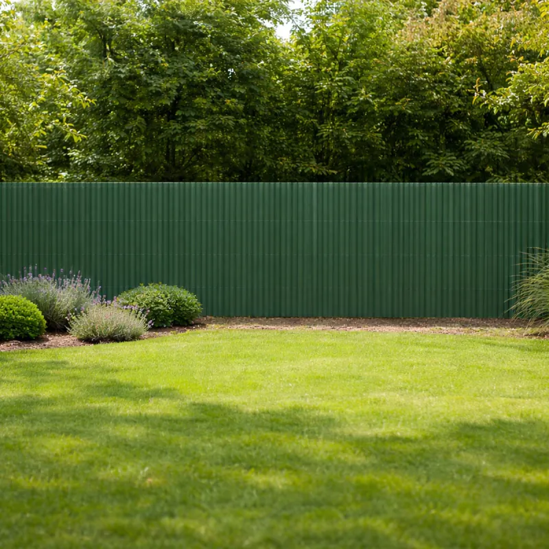 Canisse PVC occultante 1,5x5m vert - Fixations incluses