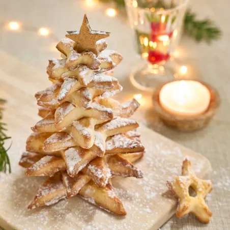 Emporte-pièces étoiles Noël 3D inox - 6 tailles 2-16cm