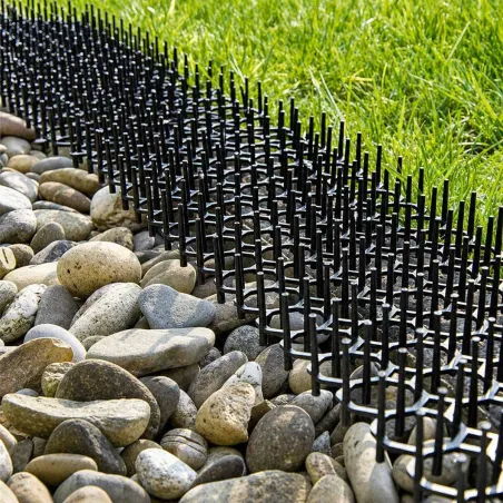 4 grilles anti-nuisibles pour pots et potager