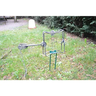 Support surélevé pour piège en X 13×13 cm