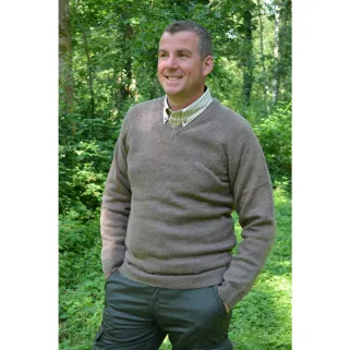 Pull col V marron en laine mélangée - Confort & style