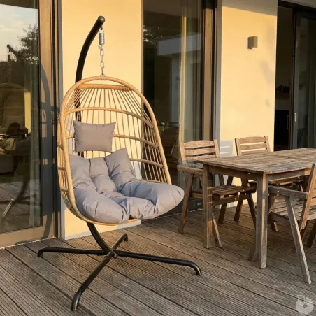 Chaise suspendue acier 4 pieds pliable avec coussin détente