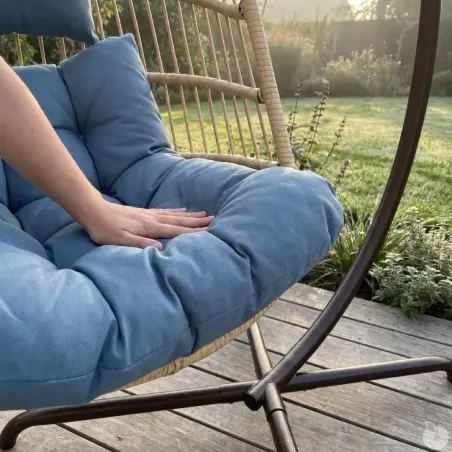 Chaise suspendue acier 4 pieds pliable avec coussin détente