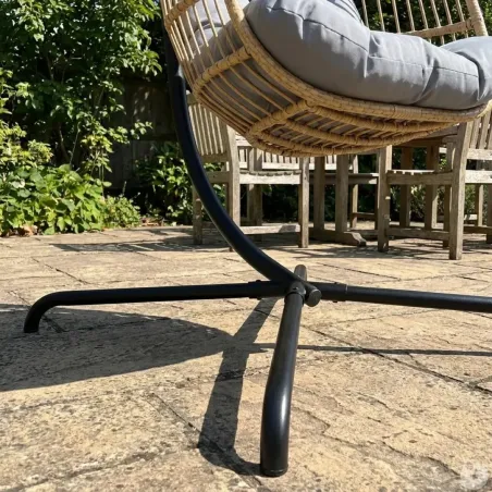 Chaise suspendue acier 4 pieds pliable avec coussin détente