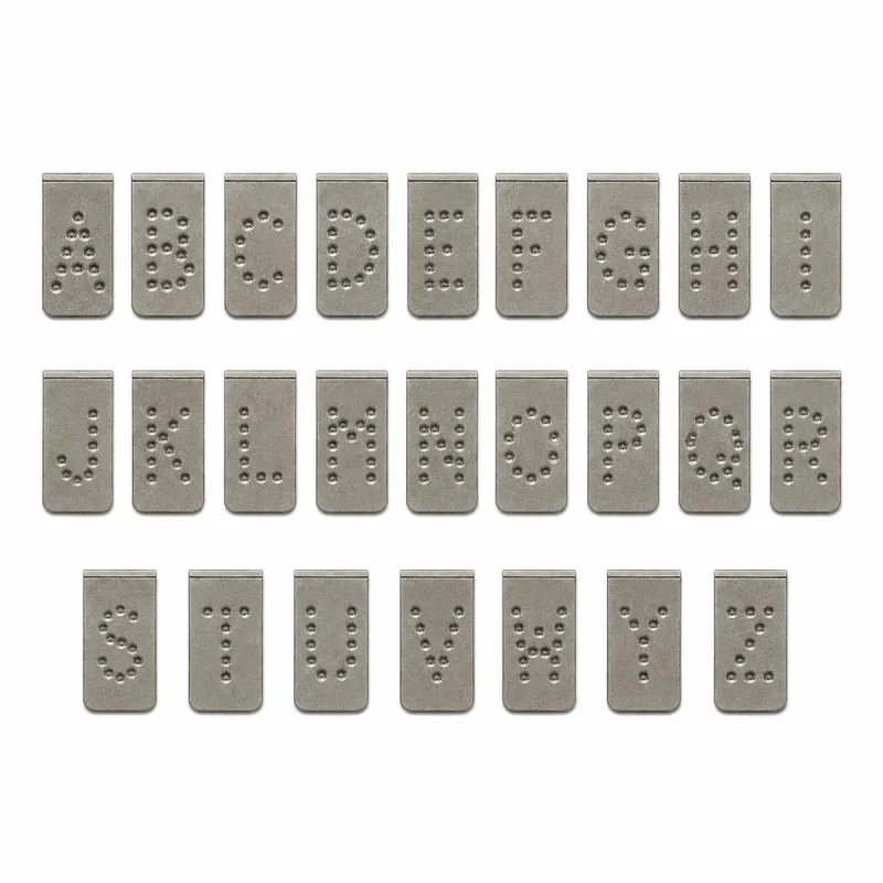 Kit alphabet 7mm pour pince à tatouer Kerbl
