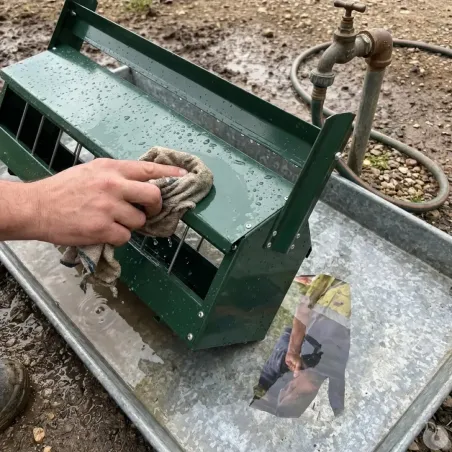 Mangeoire galvanisée verte 4,2L pour pigeons
