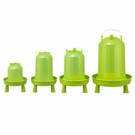 Abreuvoir 5L sur pied vert pour volailles - Pratique