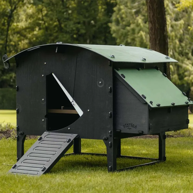 Poulailler plastique recyclé sur pieds 8-15 poules