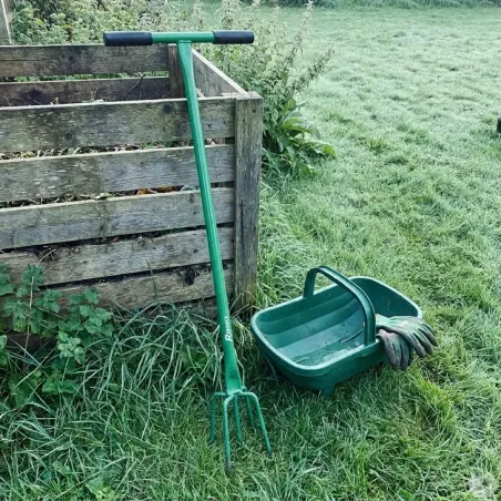 Griffe de jardinage 5 dents - Aération du sol sans effort