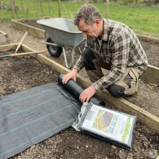 Bâche anti-herbes 1x10m - Polyéthylène 100g/m² résistante