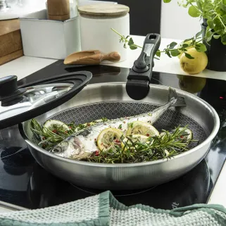 Poêle inox nid d'abeille 24 cm - Cuisson parfaite