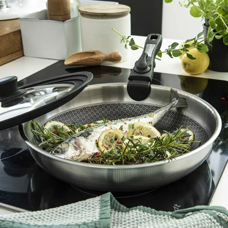 Poêle inox nid d'abeille 24 cm - Cuisson parfaite
