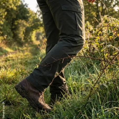 Fuseau femme résistant kaki/marron - Tailles 38 à 46