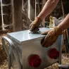 Mangeoire galvanisée 15 kg 4 entrées pour volailles