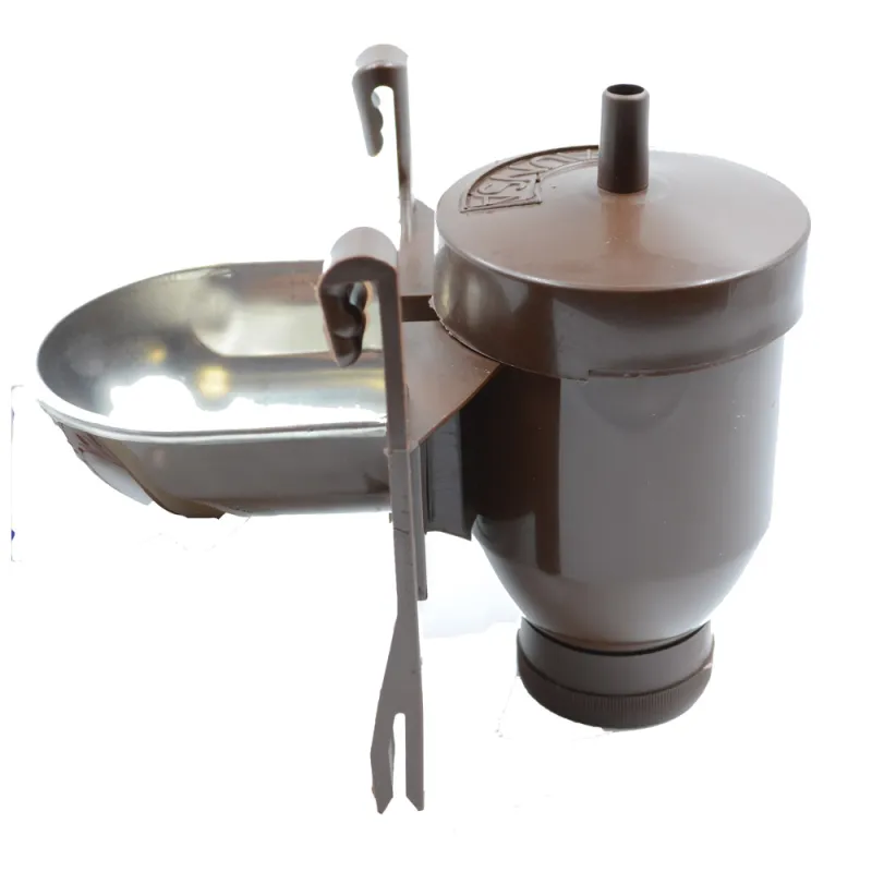 Abreuvoir auto à flotteur pour grillage - résistant et pratique