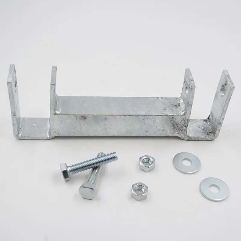 Fixation toiture chenil pour barre 25x25 mm - solide et durable