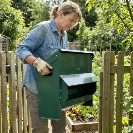 Mangeoire trémie verte 20 kg anti-gaspi pour volailles