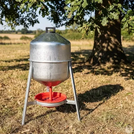 Abreuvoir galvanisé 30L sur pieds pour volailles